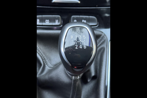 Opel Grandland X 1.2 Turbo Business Elegance - Navigatie I Airco I Sport velgen I Achteruitrij camera I PDC I Dealer onderhouden