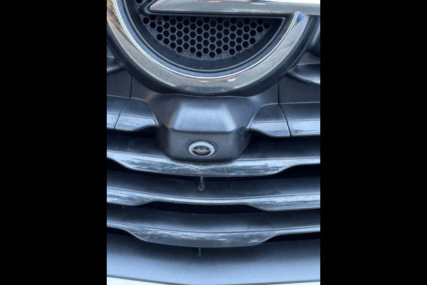 Opel Grandland X 1.2 Turbo Business Elegance - Navigatie I Airco I Sport velgen I Achteruitrij camera I PDC I Dealer onderhouden