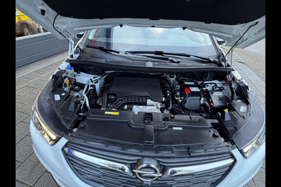 Opel Grandland X 1.2 Turbo Business Elegance - Navigatie I Airco I Sport velgen I Achteruitrij camera I PDC I Dealer onderhouden