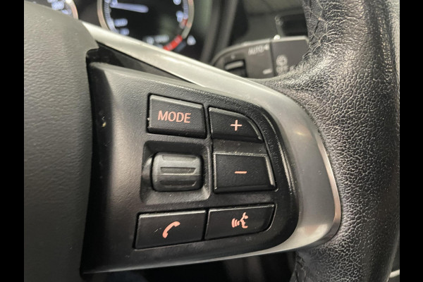 BMW X1 xDrive25e SportLine Aut PHEV Pano dak HiFi system Verwarmbare stoelen Sport stoelen navi Carplay PDC V+A Elektrische achterklep Full Led