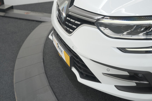 Renault MEGANE Estate TCe 140 EDC Techno | Trekhaak | Camera | Navigatie | 9.3 Inch Groot Scherm