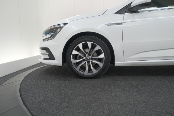 Renault MEGANE Estate TCe 140 EDC Techno | Trekhaak | Camera | Navigatie | 9.3 Inch Groot Scherm
