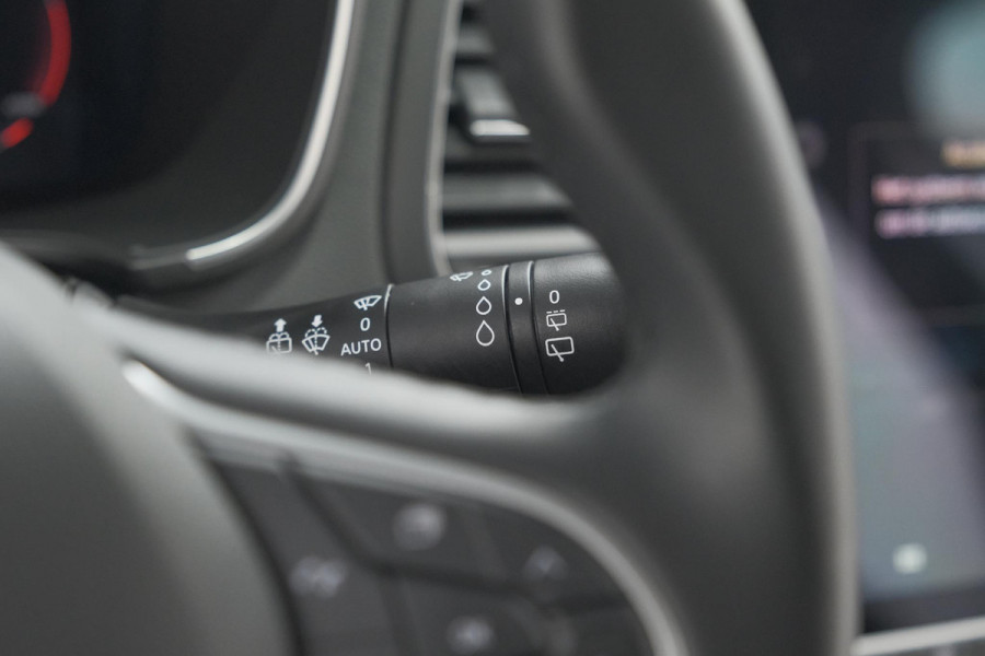 Renault MEGANE Estate TCe 140 EDC Techno | Trekhaak | Camera | Navigatie | 9.3 Inch Groot Scherm