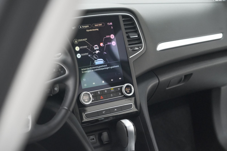 Renault MEGANE Estate TCe 140 EDC Techno | Trekhaak | Camera | Navigatie | 9.3 Inch Groot Scherm