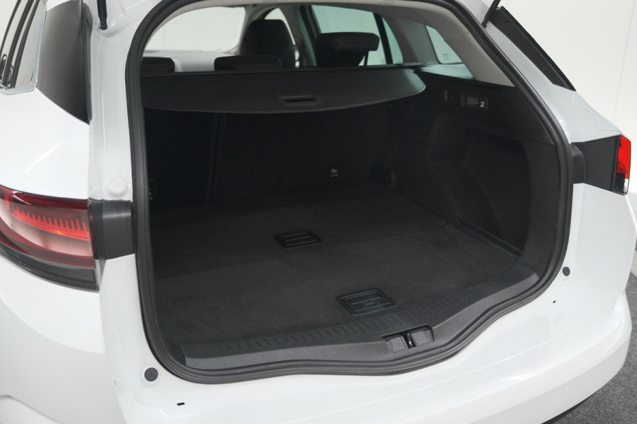 Renault MEGANE Estate TCe 140 EDC Techno | Trekhaak | Camera | Navigatie | 9.3 Inch Groot Scherm