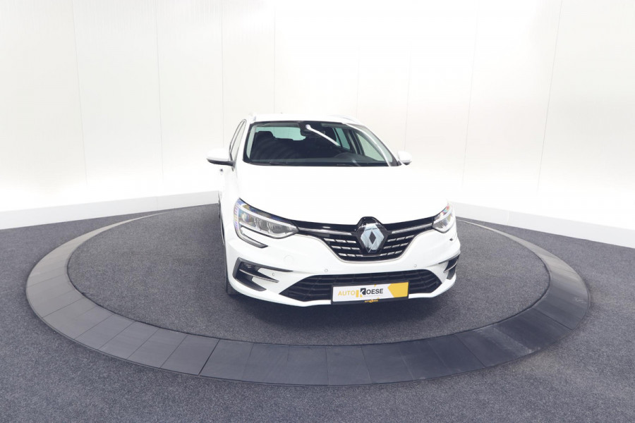 Renault MEGANE Estate TCe 140 EDC Techno | Trekhaak | Camera | Navigatie | 9.3 Inch Groot Scherm