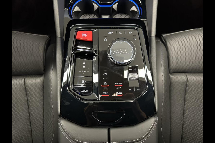 BMW 5 Serie M5 M Carbon|M Drivers Package|M Drive Professional|Driving + Parking Assistant Professional|Alcantara BMW 5 Serie M5 M Carbon|M Drivers Package|M Drive Professional|Driving + Parking Assistant Professional|Alcantara