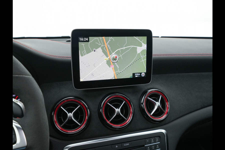 Mercedes-Benz CLA-Klasse AMG 45 4MATIC Ambition Aut. *PANO | AMG-AERO-PACK | RECARO-SPORTSEATS | MICROFIBRE | FULL-LED | MEMORY-PACK | HARMAN/KARDON-SURROUD | KEYLESS | HEATED-SEATS | NAVI-FULLMAP | SHIFT-PADDLES | 19''ALU* Mercedes-Benz CLA-Klasse AMG 45 4MATIC Ambition Aut. *PANO | AMG-AERO-PACK | RECARO-SPORTSEATS | MICROFIBRE | FULL-LED | MEMORY-PACK | HARMAN/KARDON-SURROUD | KEYLESS | HEATED-SEATS | NAVI-FULLMAP | SHIFT-PADDLES | 19''ALU*