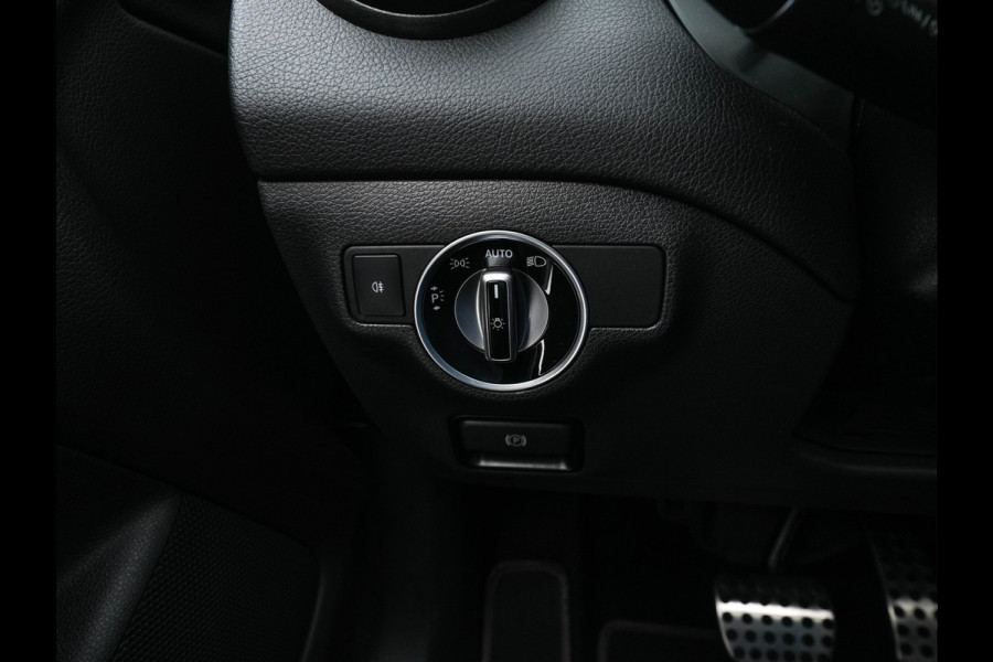 Mercedes-Benz CLA-Klasse AMG 45 4MATIC Ambition Aut. *PANO | AMG-AERO-PACK | RECARO-SPORTSEATS | MICROFIBRE | FULL-LED | MEMORY-PACK | HARMAN/KARDON-SURROUD | KEYLESS | HEATED-SEATS | NAVI-FULLMAP | SHIFT-PADDLES | 19''ALU* Mercedes-Benz CLA-Klasse AMG 45 4MATIC Ambition Aut. *PANO | AMG-AERO-PACK | RECARO-SPORTSEATS | MICROFIBRE | FULL-LED | MEMORY-PACK | HARMAN/KARDON-SURROUD | KEYLESS | HEATED-SEATS | NAVI-FULLMAP | SHIFT-PADDLES | 19''ALU*