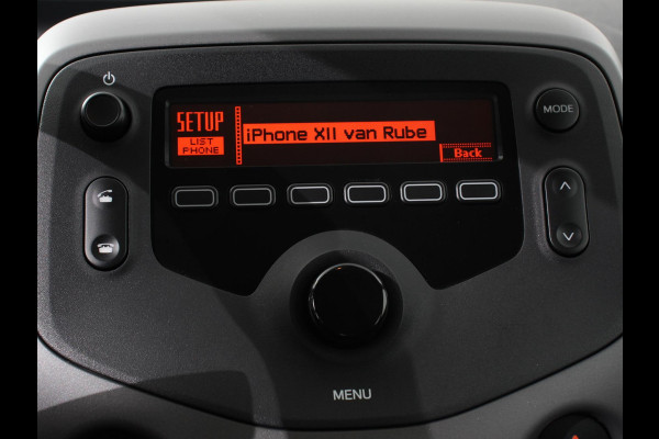Peugeot 108 1.0 e-VTi Active Airco Bluetooth Led 5 deurs Peugeot 108 1.0 e-VTi Active Airco Bluetooth Led 5 deurs