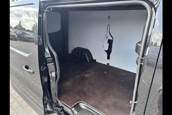 Renault Trafic 2.0 Blue dCi 130 T30 L2H1*A/C*CRUISE*CAMERA*3PERS Renault Trafic 2.0 Blue dCi 130 T30 L2H1*A/C*CRUISE*CAMERA*3PERS