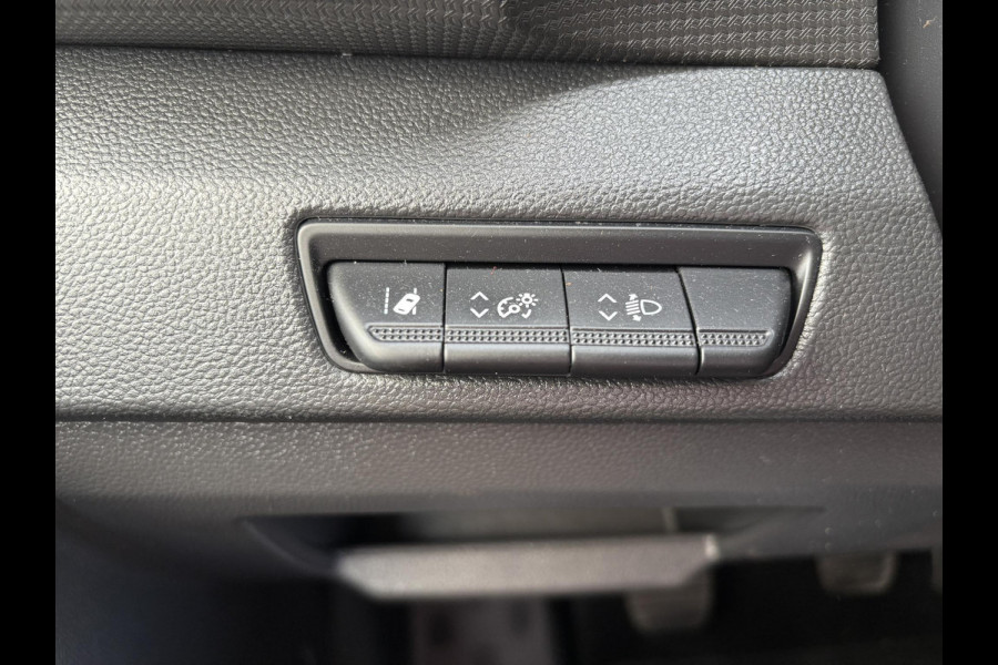 Renault Trafic 2.0 Blue dCi 130 T30 L2H1*A/C*CRUISE*CAMERA*3PERS Renault Trafic 2.0 Blue dCi 130 T30 L2H1*A/C*CRUISE*CAMERA*3PERS