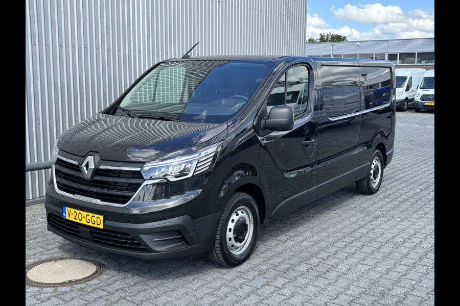 Renault Trafic 2.0 Blue dCi 130 T30 L2H1*A/C*CRUISE*CAMERA*3PERS Renault Trafic 2.0 Blue dCi 130 T30 L2H1*A/C*CRUISE*CAMERA*3PERS