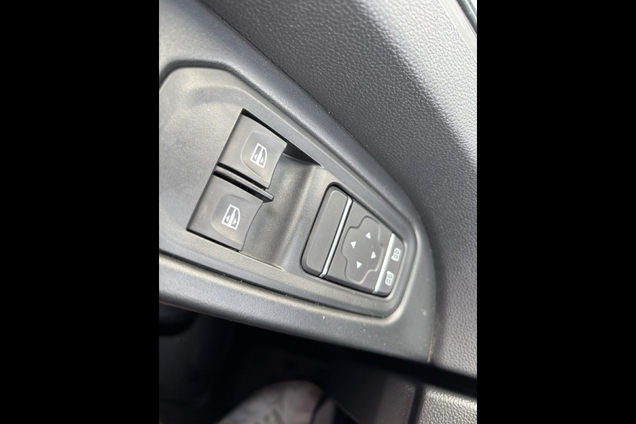 Renault Trafic 2.0 Blue dCi 130 T30 L2H1*A/C*CRUISE*CAMERA*3PERS Renault Trafic 2.0 Blue dCi 130 T30 L2H1*A/C*CRUISE*CAMERA*3PERS