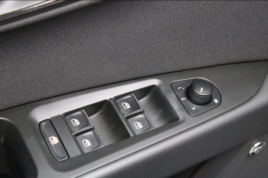 Seat Leon 1.0 TSI FR Ultimate Edition Camera CarPlay Navi Nap