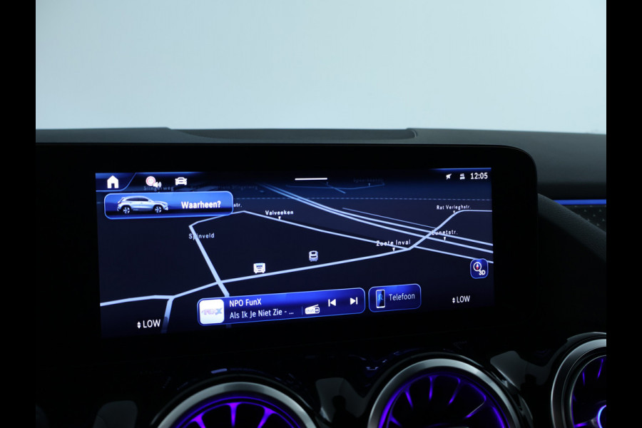 Mercedes-Benz GLA 250 e AMG Plug-In Hybride Edition AMG Line | Night Pakket | Distronic | 360° Camera | AC en DC Laden | MultiBeam Koplampen | Stuur en Stoeverwarming. Inclusief 24 maanden Mercedes-Benz Certified garantie voor Europa.