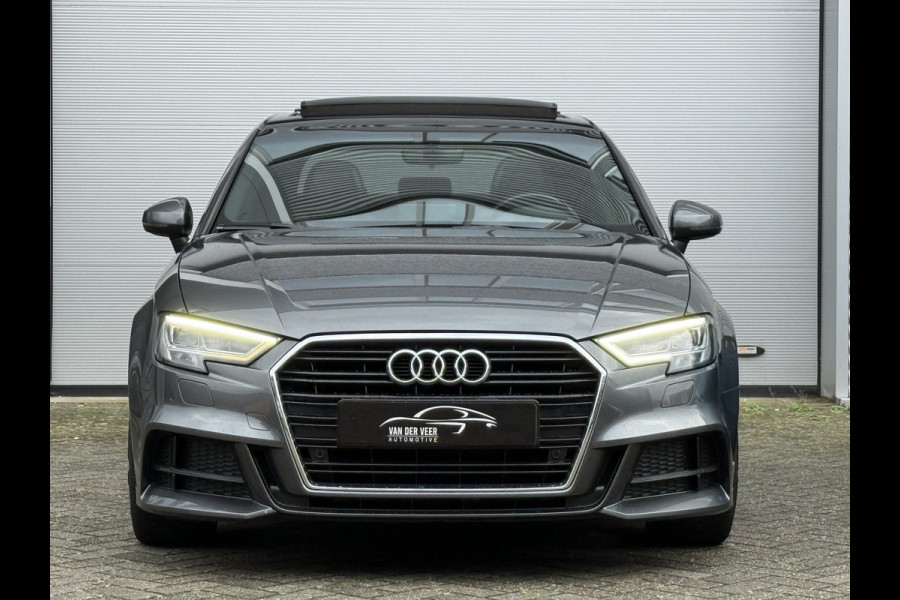 Audi A3 Limousine 35 TFSI CoD Sport S Line Edition | S-Line | Panoramadak | Draadloze telefoonlader Audi A3 Limousine 35 TFSI CoD Sport S Line Edition | S-Line | Panoramadak | Draadloze telefoonlader