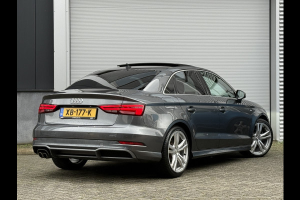 Audi A3 Limousine 35 TFSI CoD Sport S Line Edition | S-Line | Panoramadak | Draadloze telefoonlader Audi A3 Limousine 35 TFSI CoD Sport S Line Edition | S-Line | Panoramadak | Draadloze telefoonlader