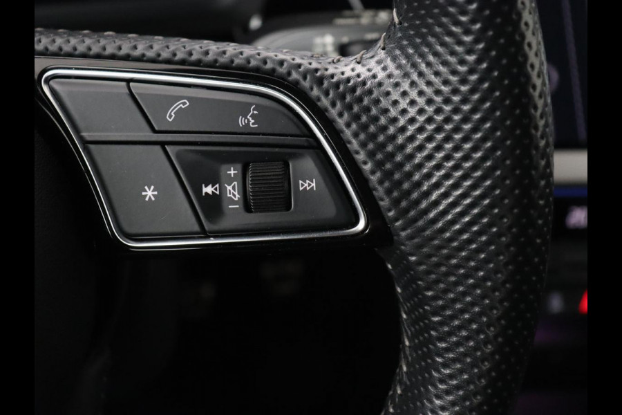 Audi A3 35 TFSI Edition One | Trekhaak | Park Assist | Matrix LED | Carplay | Adaptive cruise | Sportstoelen | Virtual Cockpit | Navigatie | Half leder | Climate control | Bluetooth Audi A3 35 TFSI Edition One | Trekhaak | Park Assist | Matrix LED | Carplay | Adaptive cruise | Sportstoelen | Virtual Cockpit | Navigatie | Half leder | Climate control | Bluetooth