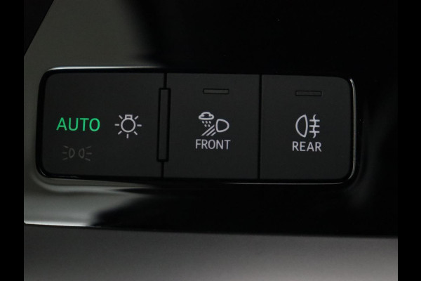 Audi A3 35 TFSI Edition One | Trekhaak | Park Assist | Matrix LED | Carplay | Adaptive cruise | Sportstoelen | Virtual Cockpit | Navigatie | Half leder | Climate control | Bluetooth Audi A3 35 TFSI Edition One | Trekhaak | Park Assist | Matrix LED | Carplay | Adaptive cruise | Sportstoelen | Virtual Cockpit | Navigatie | Half leder | Climate control | Bluetooth