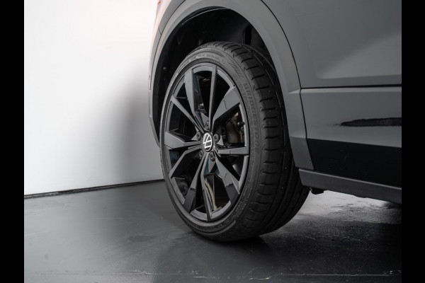 Volkswagen T-Roc 1.5 TSI 3 x R-Line Business+ | Massage | Black Style Volkswagen T-Roc 1.5 TSI 3 x R-Line Business+ | Massage | Black Style