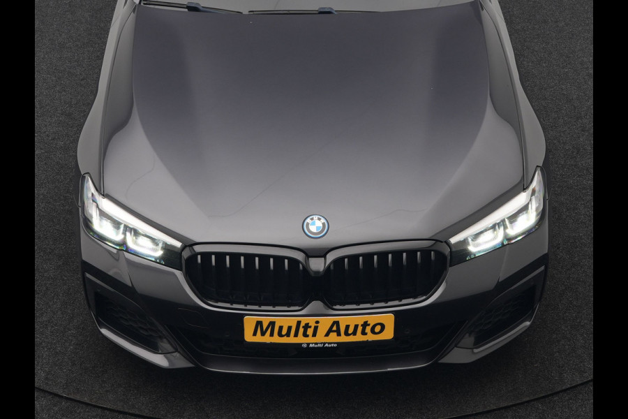 BMW 5 Serie Touring 520e M Sport Plug In Hybrid Dealer O.H PHEV | Panodak | Adaptive Cruise | Camera | Lederen Comfortstoelen Memory & Verwarmd | Apple Carplay | Sfeerverlichting | Navigatie | Virtual | DAB | SOPHISTOGRAU Metallic | BMW 5 Serie Touring 520e M Sport Plug In Hybrid Dealer O.H PHEV | Panodak | Adaptive Cruise | Camera | Lederen Comfortstoelen Memory & Verwarmd | Apple Carplay | Sfeerverlichting | Navigatie | Virtual | DAB | SOPHISTOGRAU Metallic |