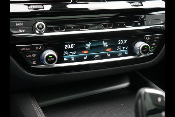 BMW 5 Serie Touring 520e M Sport Plug In Hybrid Dealer O.H PHEV | Panodak | Adaptive Cruise | Camera | Lederen Comfortstoelen Memory & Verwarmd | Apple Carplay | Sfeerverlichting | Navigatie | Virtual | DAB | SOPHISTOGRAU Metallic | BMW 5 Serie Touring 520e M Sport Plug In Hybrid Dealer O.H PHEV | Panodak | Adaptive Cruise | Camera | Lederen Comfortstoelen Memory & Verwarmd | Apple Carplay | Sfeerverlichting | Navigatie | Virtual | DAB | SOPHISTOGRAU Metallic |