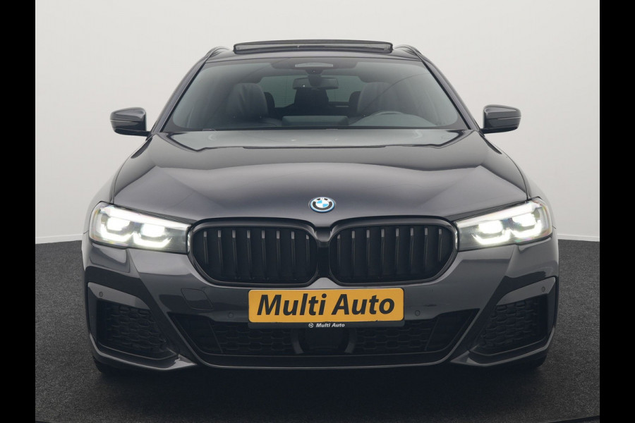BMW 5 Serie Touring 520e M Sport Plug In Hybrid Dealer O.H PHEV | Panodak | Adaptive Cruise | Camera | Lederen Comfortstoelen Memory & Verwarmd | Apple Carplay | Sfeerverlichting | Navigatie | Virtual | DAB | SOPHISTOGRAU Metallic | BMW 5 Serie Touring 520e M Sport Plug In Hybrid Dealer O.H PHEV | Panodak | Adaptive Cruise | Camera | Lederen Comfortstoelen Memory & Verwarmd | Apple Carplay | Sfeerverlichting | Navigatie | Virtual | DAB | SOPHISTOGRAU Metallic |