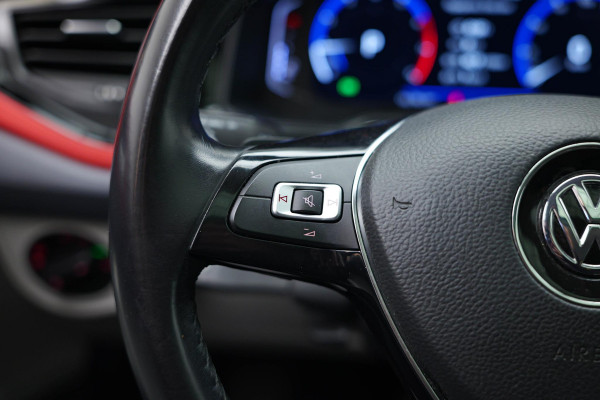 Volkswagen Polo 1.0 TSI Highline |R-Line|Beats|Pano|Virtual|