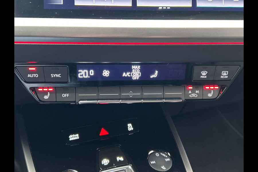 Audi Q4 e-tron 35 Launch edition Advanced 55 kWh * SOG 93% Origineel Nederlands * Leder Stoelverwarming Carplay Keyless Audi Q4 e-tron 35 Launch edition Advanced 55 kWh * SOG 93% Origineel Nederlands * Leder Stoelverwarming Carplay Keyless