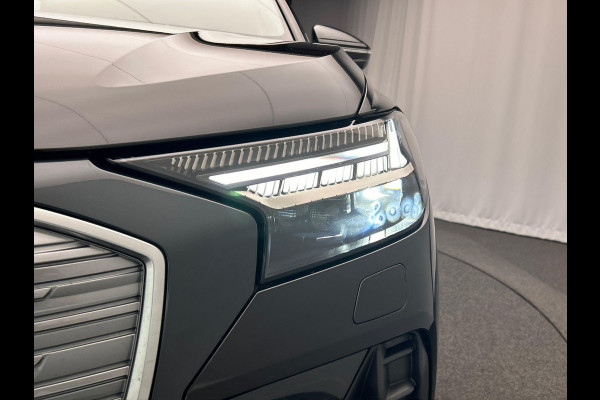 Audi Q4 e-tron 35 Launch edition Advanced 55 kWh * SOG 93% Origineel Nederlands * Leder Stoelverwarming Carplay Keyless Audi Q4 e-tron 35 Launch edition Advanced 55 kWh * SOG 93% Origineel Nederlands * Leder Stoelverwarming Carplay Keyless