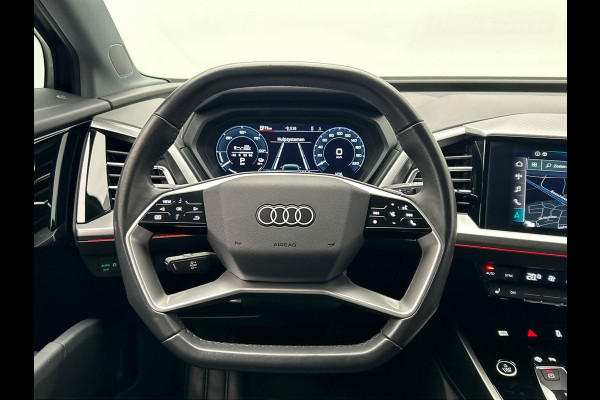 Audi Q4 e-tron 35 Launch edition Advanced 55 kWh * SOG 93% Origineel Nederlands * Leder Stoelverwarming Carplay Keyless Audi Q4 e-tron 35 Launch edition Advanced 55 kWh * SOG 93% Origineel Nederlands * Leder Stoelverwarming Carplay Keyless