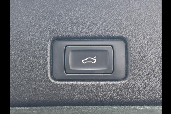 Audi Q4 e-tron 35 Launch edition Advanced 55 kWh * SOG 93% Origineel Nederlands * Leder Stoelverwarming Carplay Keyless Audi Q4 e-tron 35 Launch edition Advanced 55 kWh * SOG 93% Origineel Nederlands * Leder Stoelverwarming Carplay Keyless