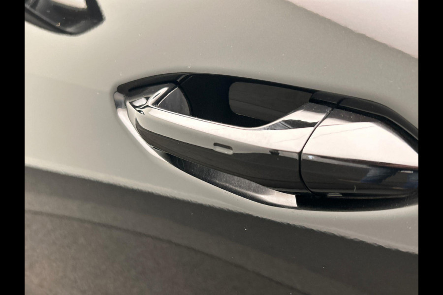 Audi Q4 e-tron 35 Launch edition Advanced 55 kWh * SOG 93% Origineel Nederlands * Leder Stoelverwarming Carplay Keyless Audi Q4 e-tron 35 Launch edition Advanced 55 kWh * SOG 93% Origineel Nederlands * Leder Stoelverwarming Carplay Keyless