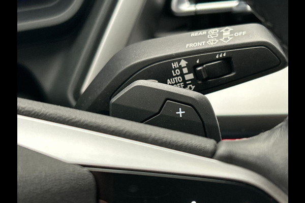 Audi Q4 e-tron 35 Launch edition Advanced 55 kWh * SOG 93% Origineel Nederlands * Leder Stoelverwarming Carplay Keyless Audi Q4 e-tron 35 Launch edition Advanced 55 kWh * SOG 93% Origineel Nederlands * Leder Stoelverwarming Carplay Keyless