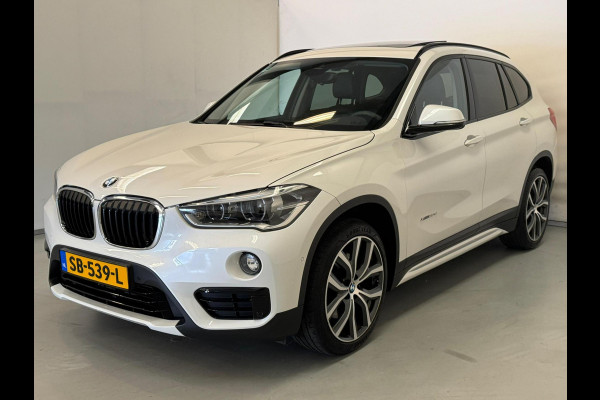 BMW X1 XDrive20d High Exe / M Sport / Pano / Harman / Headup