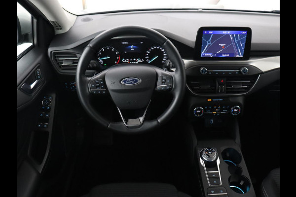 Ford Focus 1.0 EcoBoost Titanium | Automaat | Carplay | Navigatie | Keyless | Parkeerhulp | Climate control | Cruise control | Bluetooth Ford Focus 1.0 EcoBoost Titanium | Automaat | Carplay | Navigatie | Keyless | Parkeerhulp | Climate control | Cruise control | Bluetooth