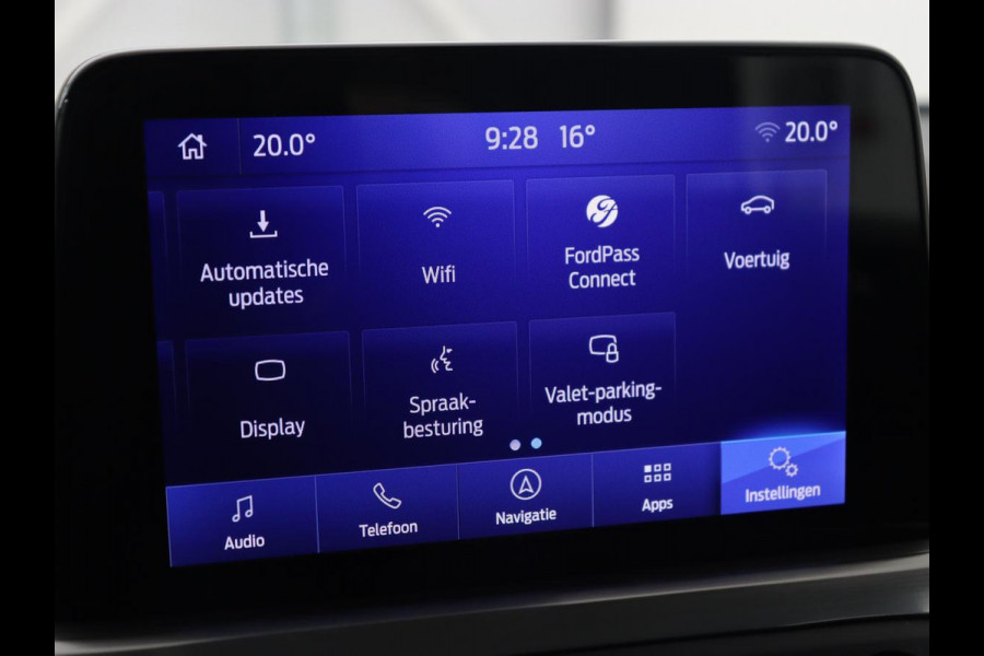 Ford Focus 1.0 EcoBoost Titanium | Automaat | Carplay | Navigatie | Keyless | Parkeerhulp | Climate control | Cruise control | Bluetooth Ford Focus 1.0 EcoBoost Titanium | Automaat | Carplay | Navigatie | Keyless | Parkeerhulp | Climate control | Cruise control | Bluetooth