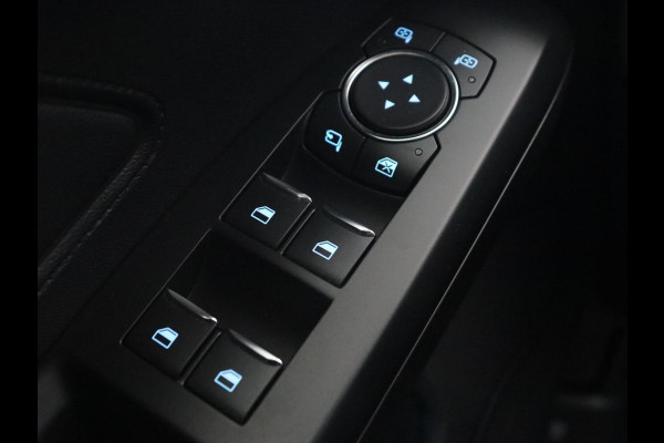 Ford Focus 1.0 EcoBoost Titanium | Automaat | Carplay | Navigatie | Keyless | Parkeerhulp | Climate control | Cruise control | Bluetooth Ford Focus 1.0 EcoBoost Titanium | Automaat | Carplay | Navigatie | Keyless | Parkeerhulp | Climate control | Cruise control | Bluetooth