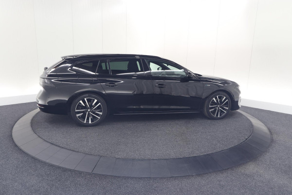 Peugeot 508 SW 1.6 HYbrid 225 GT | Panoramadak | Adaptieve Cruise Control | Elektrische Kofferklep | Dodehoekdetectie Peugeot 508 SW 1.6 HYbrid 225 GT | Panoramadak | Adaptieve Cruise Control | Elektrische Kofferklep | Dodehoekdetectie