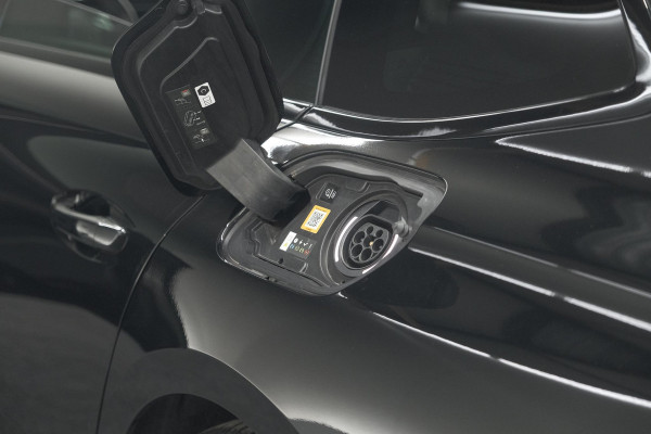 Peugeot 508 SW 1.6 HYbrid 225 GT | Panoramadak | Adaptieve Cruise Control | Elektrische Kofferklep | Dodehoekdetectie Peugeot 508 SW 1.6 HYbrid 225 GT | Panoramadak | Adaptieve Cruise Control | Elektrische Kofferklep | Dodehoekdetectie