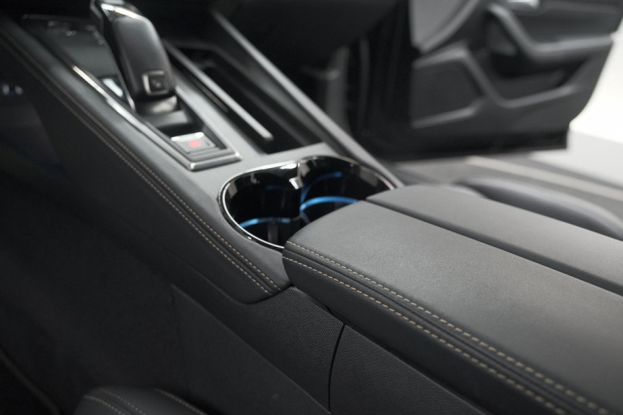 Peugeot 508 SW 1.6 HYbrid 225 GT | Panoramadak | Adaptieve Cruise Control | Elektrische Kofferklep | Dodehoekdetectie Peugeot 508 SW 1.6 HYbrid 225 GT | Panoramadak | Adaptieve Cruise Control | Elektrische Kofferklep | Dodehoekdetectie
