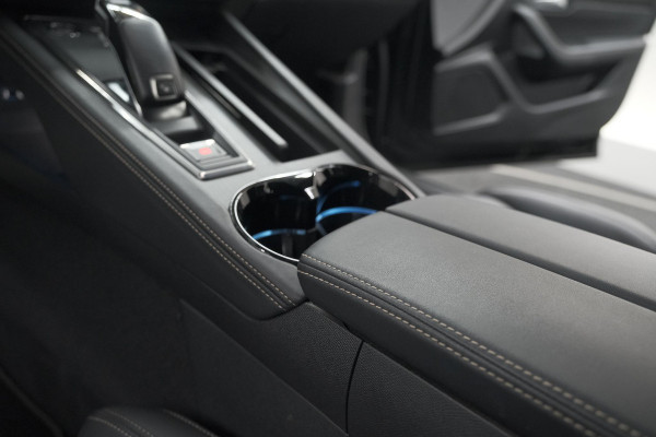 Peugeot 508 SW 1.6 HYbrid 225 GT | Panoramadak | Adaptieve Cruise Control | Elektrische Kofferklep | Dodehoekdetectie Peugeot 508 SW 1.6 HYbrid 225 GT | Panoramadak | Adaptieve Cruise Control | Elektrische Kofferklep | Dodehoekdetectie