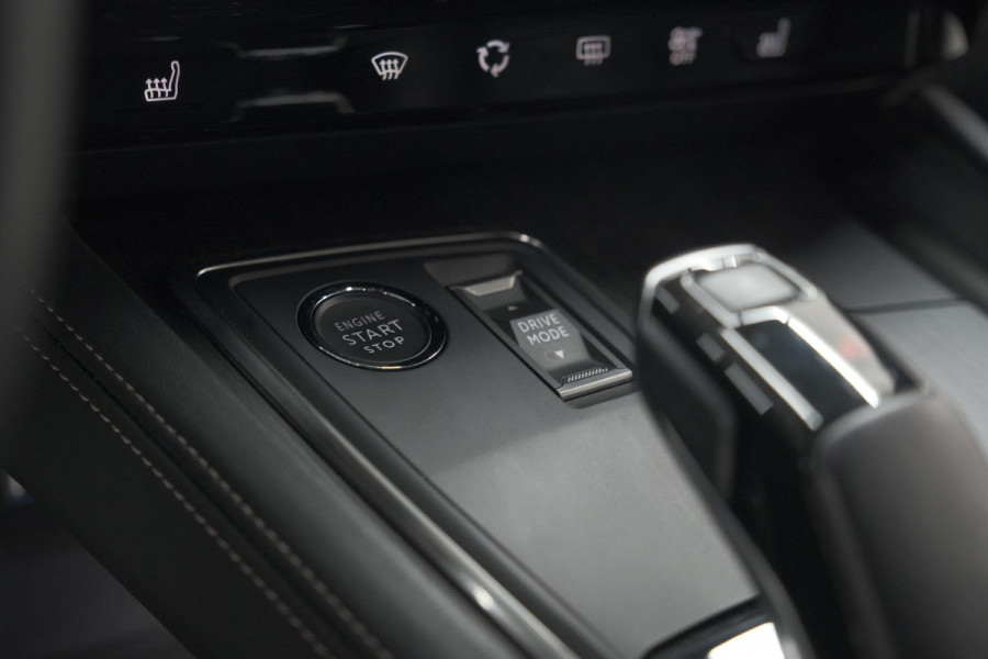 Peugeot 508 SW 1.6 HYbrid 225 GT | Panoramadak | Adaptieve Cruise Control | Elektrische Kofferklep | Dodehoekdetectie Peugeot 508 SW 1.6 HYbrid 225 GT | Panoramadak | Adaptieve Cruise Control | Elektrische Kofferklep | Dodehoekdetectie
