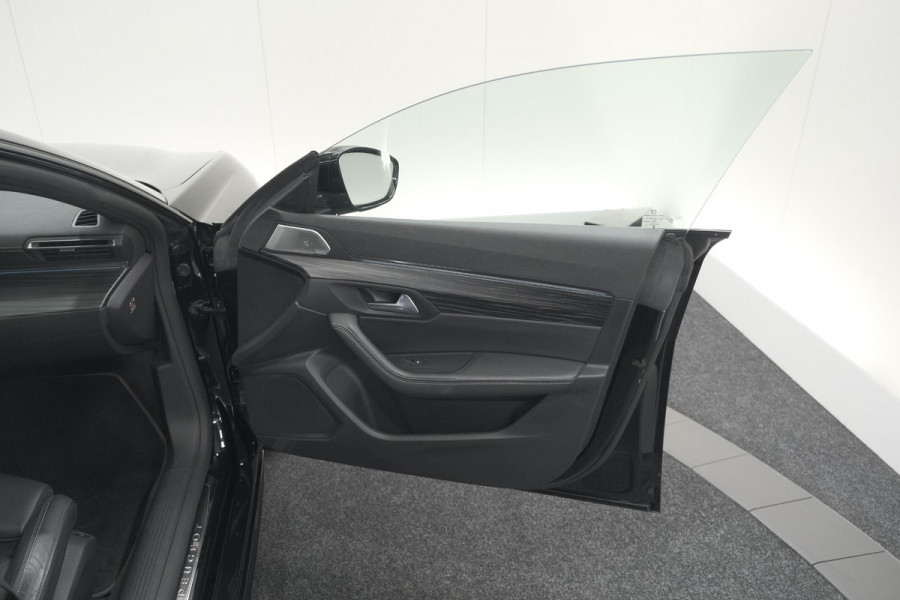 Peugeot 508 SW 1.6 HYbrid 225 GT | Panoramadak | Adaptieve Cruise Control | Elektrische Kofferklep | Dodehoekdetectie Peugeot 508 SW 1.6 HYbrid 225 GT | Panoramadak | Adaptieve Cruise Control | Elektrische Kofferklep | Dodehoekdetectie