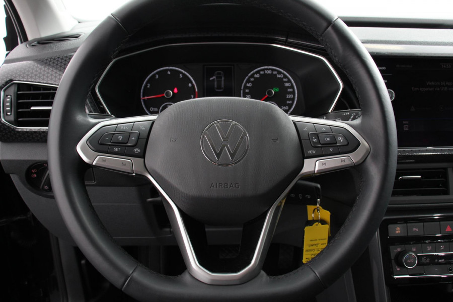 Volkswagen T-Cross 1.0 TSI Style DSG Navigatie Apple Carplay/Android Auto Climate Control Camera Stoelverwarming Adaptive Cruise Control Volkswagen T-Cross 1.0 TSI Style DSG Navigatie Apple Carplay/Android Auto Climate Control Camera Stoelverwarming Adaptive Cruise Control