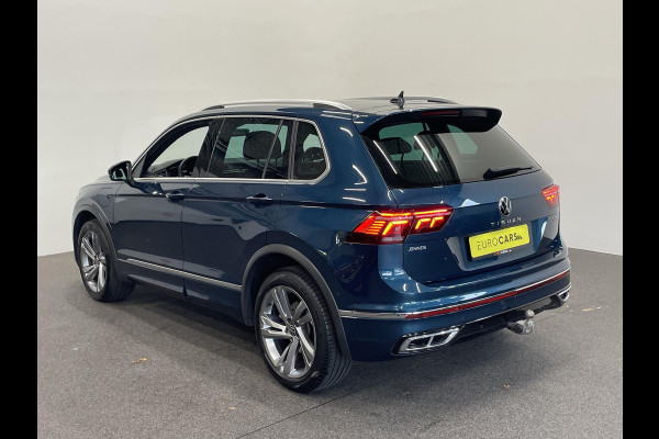 Volkswagen Tiguan 1.4 TSI eHybrid 245pk DSG R-Line Platinum Panoramadak Trekhaak Navigatie Apple Carplay/Android Auto Camera Parkeersensoren Adaptive Cruise Control Matrix Ledverlichting Stoel- en stuurverwarming Climate Control