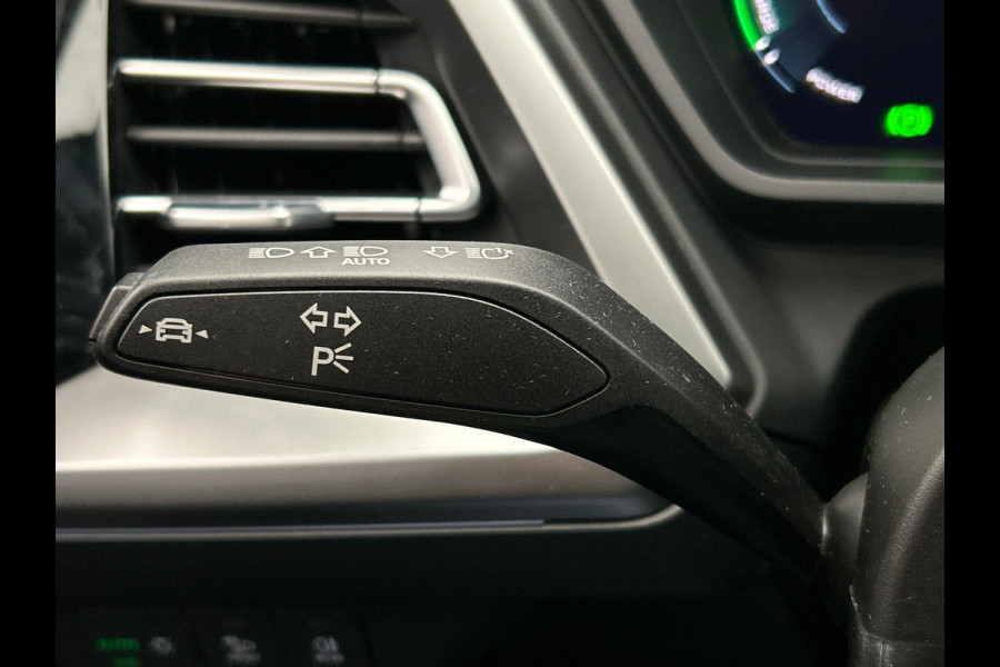 Audi Q4 e-tron 35 Launch edition Advanced Plus 55 kWh SOH 93% * Origineel Nederlands * Pano/dak Camera Adaptive cruise Audi Q4 e-tron 35 Launch edition Advanced Plus 55 kWh SOH 93% * Origineel Nederlands * Pano/dak Camera Adaptive cruise