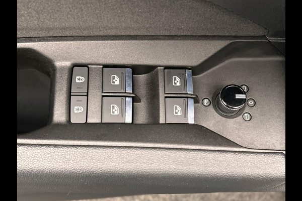 Audi Q4 e-tron 35 Launch edition Advanced Plus 55 kWh SOH 93% * Origineel Nederlands * Pano/dak Camera Adaptive cruise Audi Q4 e-tron 35 Launch edition Advanced Plus 55 kWh SOH 93% * Origineel Nederlands * Pano/dak Camera Adaptive cruise