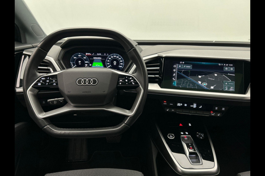 Audi Q4 e-tron 35 Launch edition Advanced Plus 55 kWh SOH 93% * Origineel Nederlands * Pano/dak Camera Adaptive cruise Audi Q4 e-tron 35 Launch edition Advanced Plus 55 kWh SOH 93% * Origineel Nederlands * Pano/dak Camera Adaptive cruise